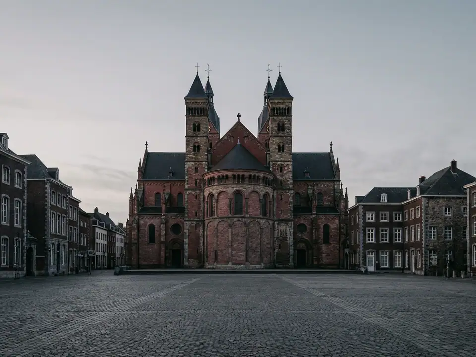 Zakelijke schoonmaak in Maastricht door FaceForYou